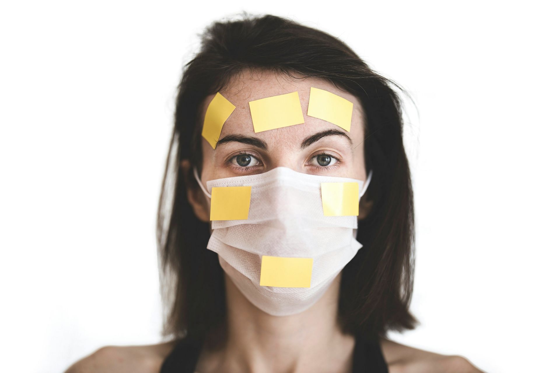 How do hydrocolloid patches work? (Image by Engin Akyurt/Unsplash)